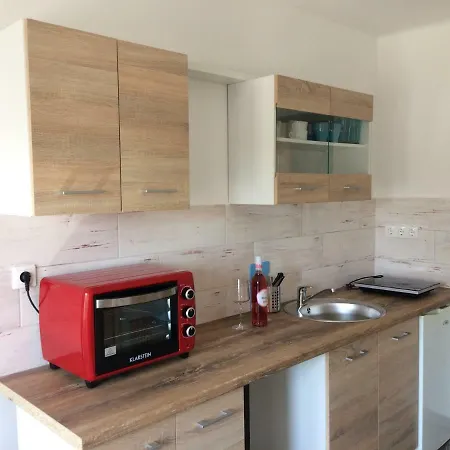 Little Greece شقة *